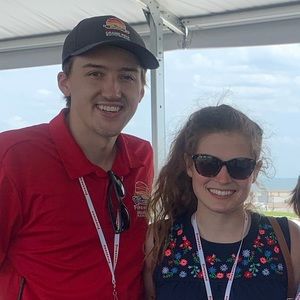 Meet your Posher, Erin